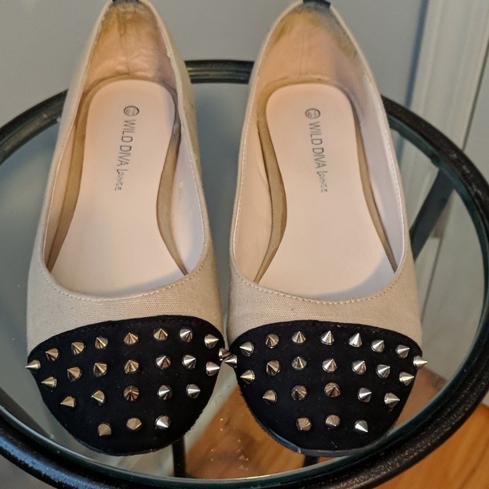 Studded ballet flat